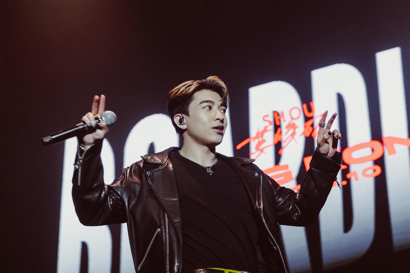 婁峻碩來港開個人騷,請來Tyson Yoshi做嘉賓。