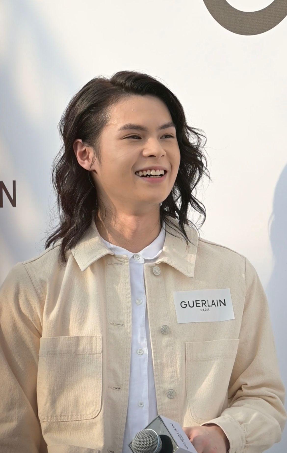 Tiger現身尖沙咀擔任美容護膚品牌揭幕嘉賓。