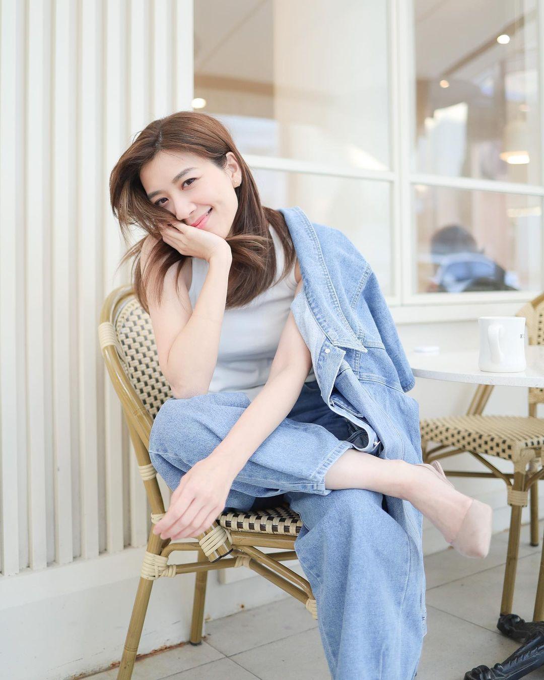 入行15年的黃智雯先後8次與視后寶座擦身而過,不少網民替她不值。