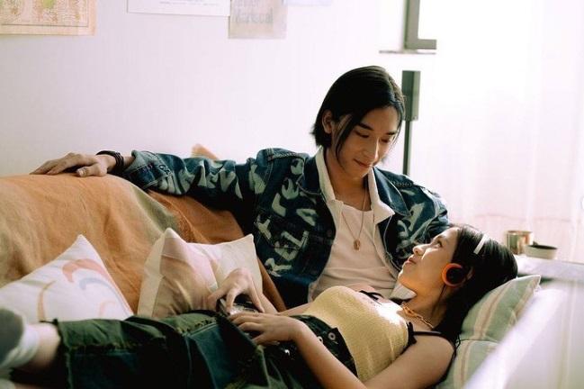 Nathan曾擔任Winka@COLLAR歌曲《一手造成》MV男主角。