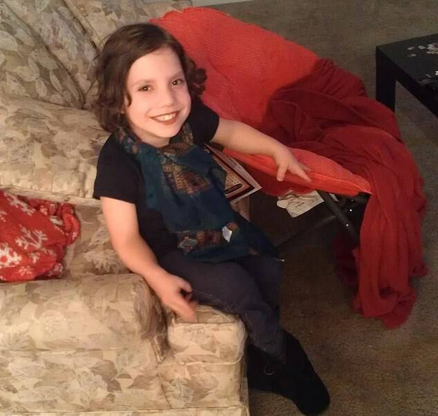 Natalia外貌的確是女童。(互聯網)