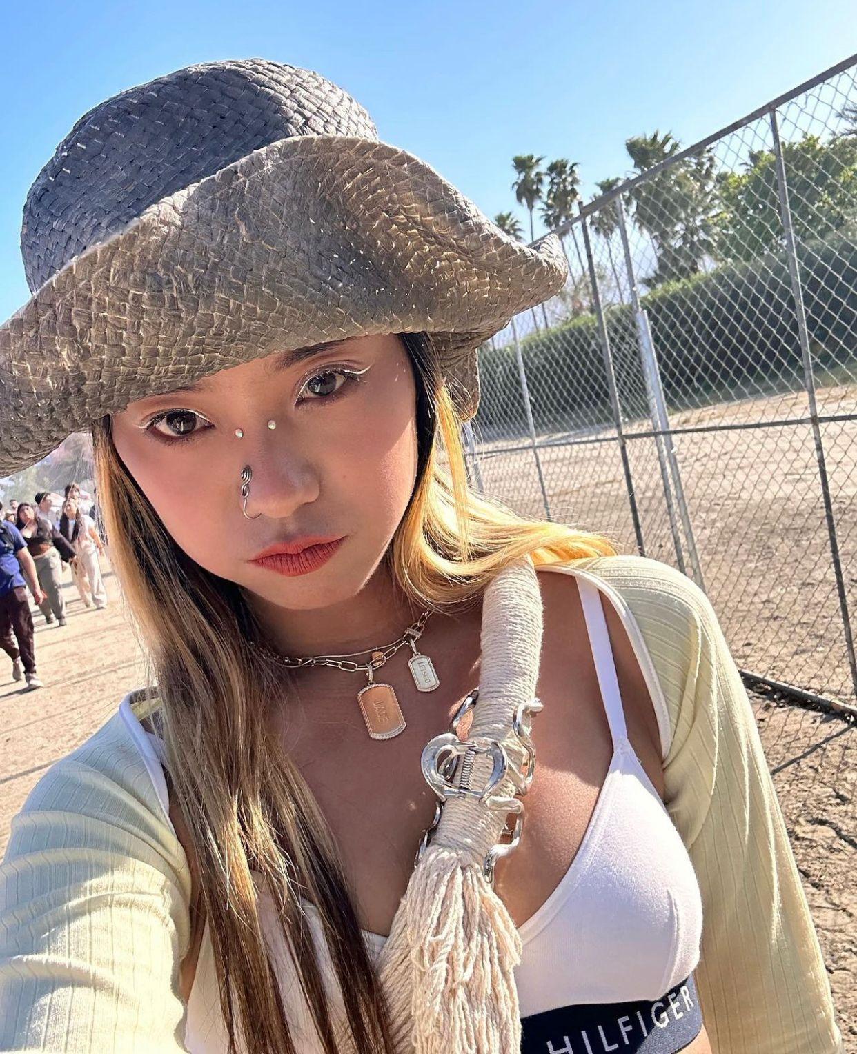 Jace獲英皇開出優厚條件,但花落誰家仍有待分曉。