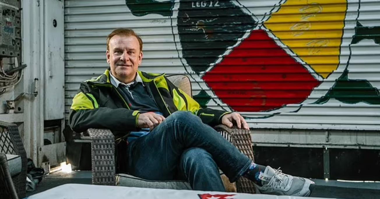 哈丁創下多項飛行紀錄,也是3項健力士紀錄保持者。(互聯網)