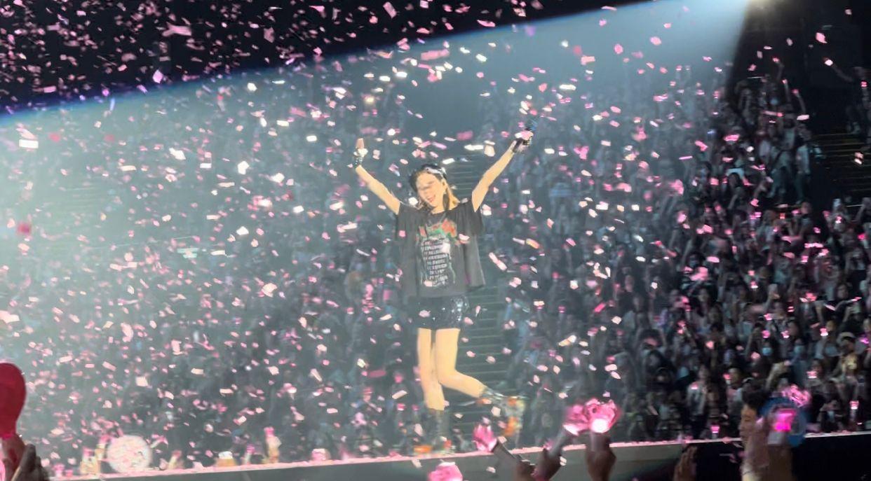 太妍昨晚假亞洲博覽館Arena舉行個人演唱會《The ODD Of LOVE in HONG KONG》。