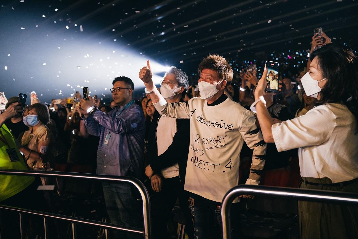 尹光亦是張敬軒演唱會的座上客,睇得非常投入。