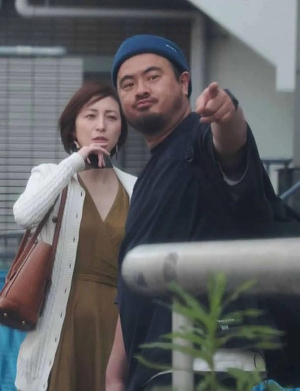 廣末的出軌對象,正是米芝蓮一星級已婚廚神鳥羽周作。