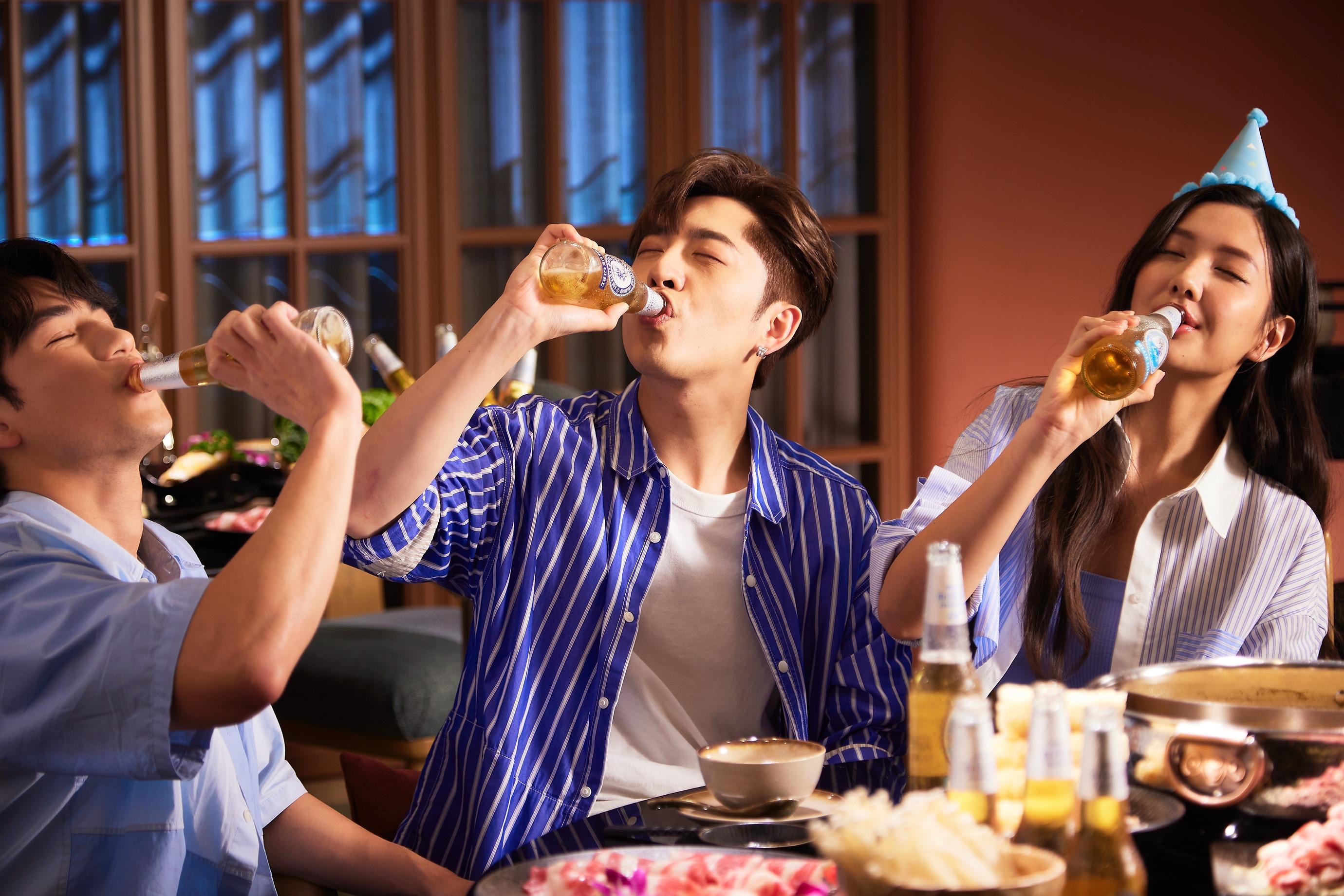 Blue Girl廣告花絮