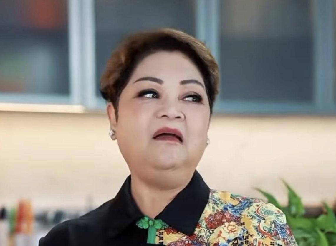 肥媽早前自爆獲黃家駒為她寫歌,被指「抽水」,掀起連串風波。