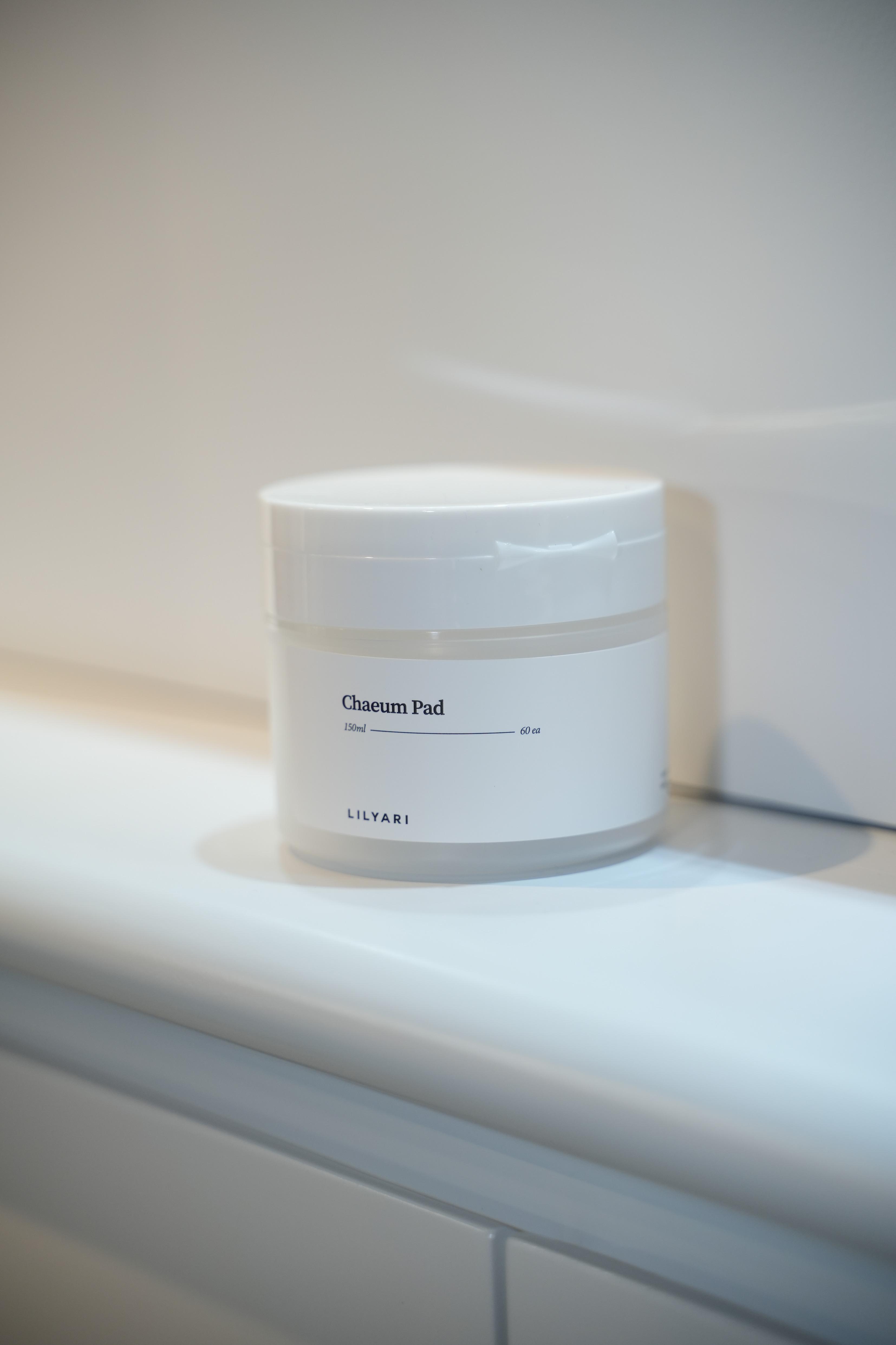 LILYARI 鎮靜鎖水爽膚棉 $72/60ea