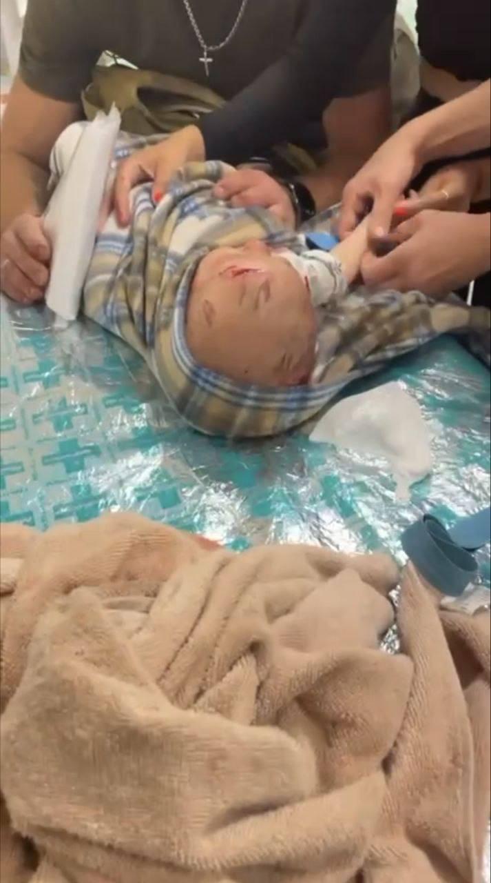 另外42人受傷,包括一名8個月大的嬰兒受傷,幸無生命危險。(Twitter)