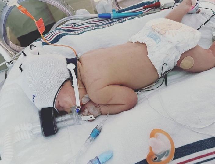 女嬰出生2日已擁近5000萬資產,第一份禮竟是近1000萬豪宅。(IG)