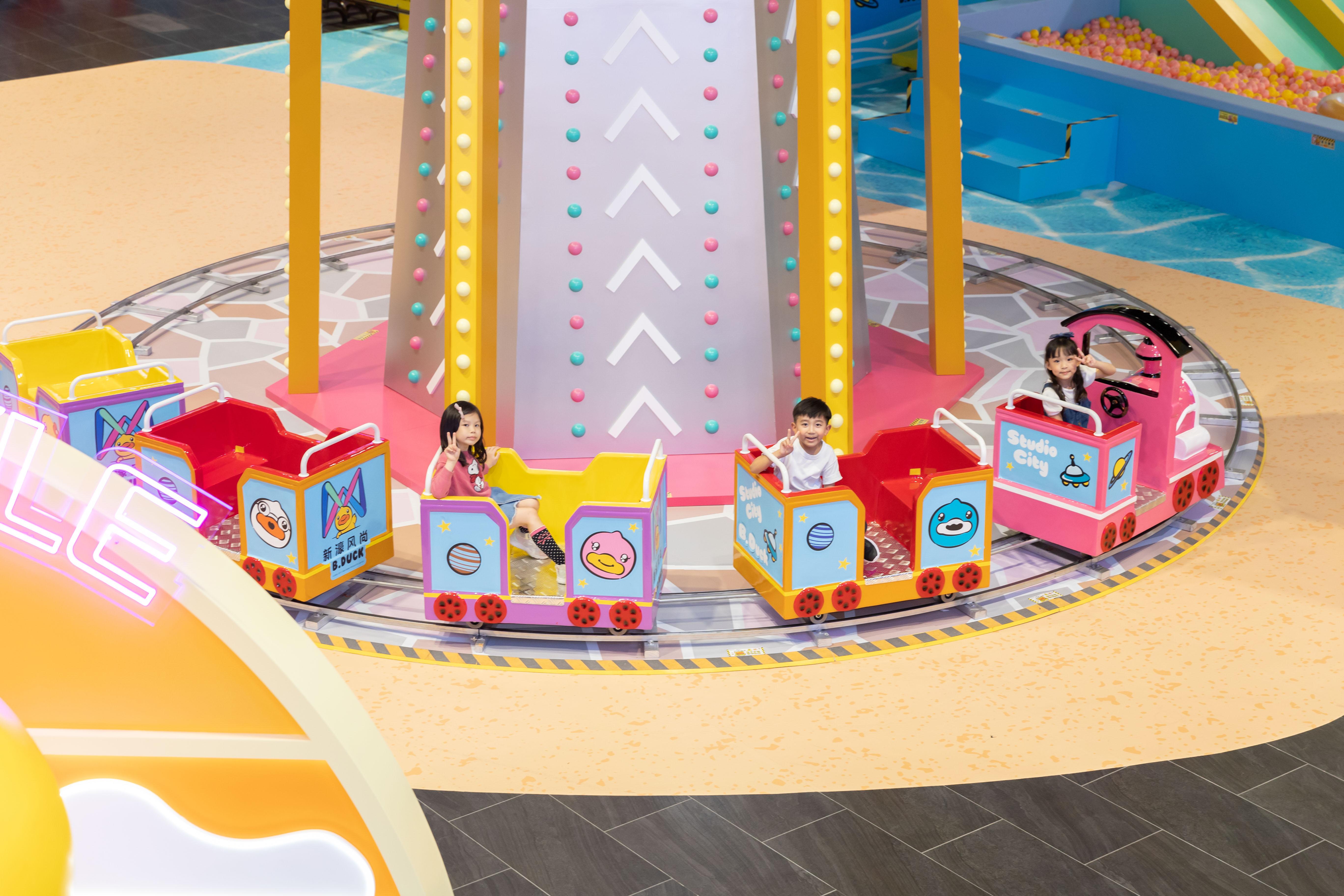 B.Duck大型萌爆打卡點