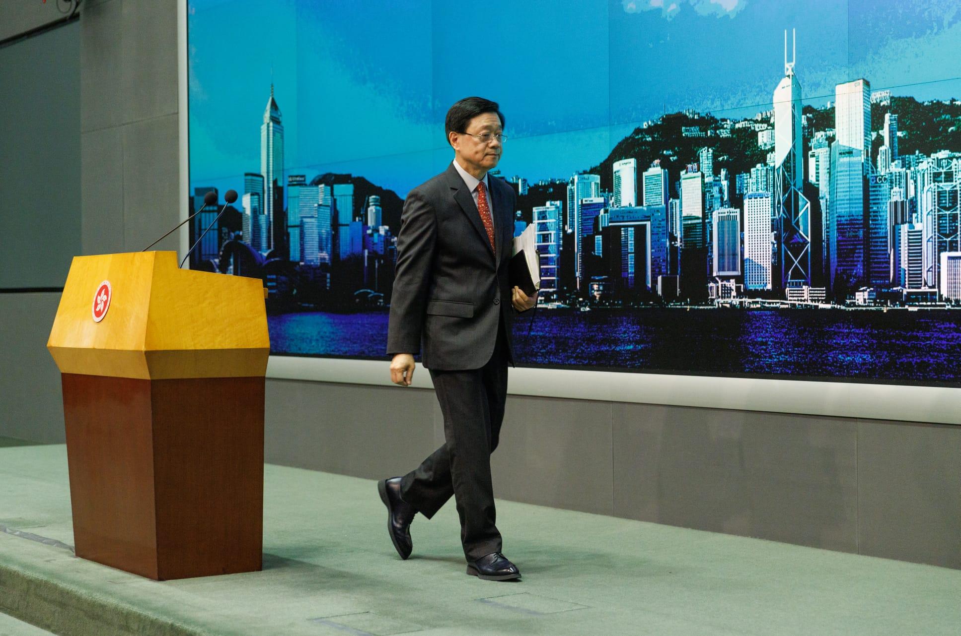 李家超宣布7.1當日將推出多項優惠及活動。(蘇文傑攝)