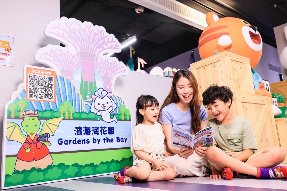 Merli &Kiztopia Friends 9大新加坡景點打卡位,包括美食街「牛車水」、豪華酒店及時尚匯聚地「濱海灣金沙」、濱海灣中央的公園「濱海灣花園」、綜合度假勝地「聖淘沙名勝世界」、平民美食集中地「新加坡小販中心」等。