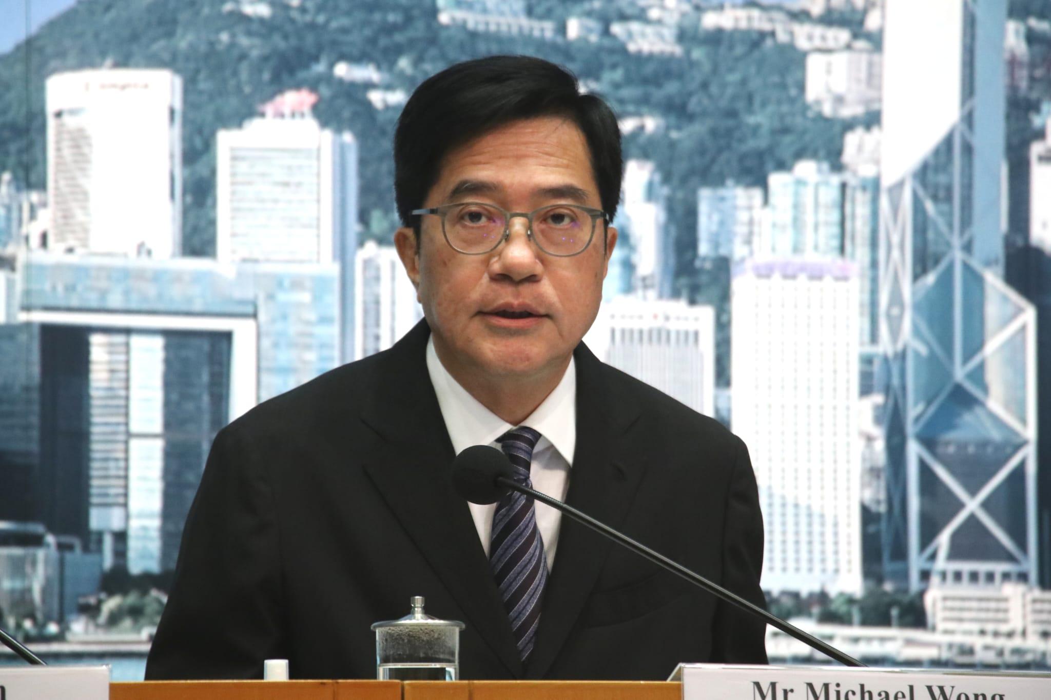 黃偉綸表示,不容人力短缺成為阻礙本港復甦的瓶頸。