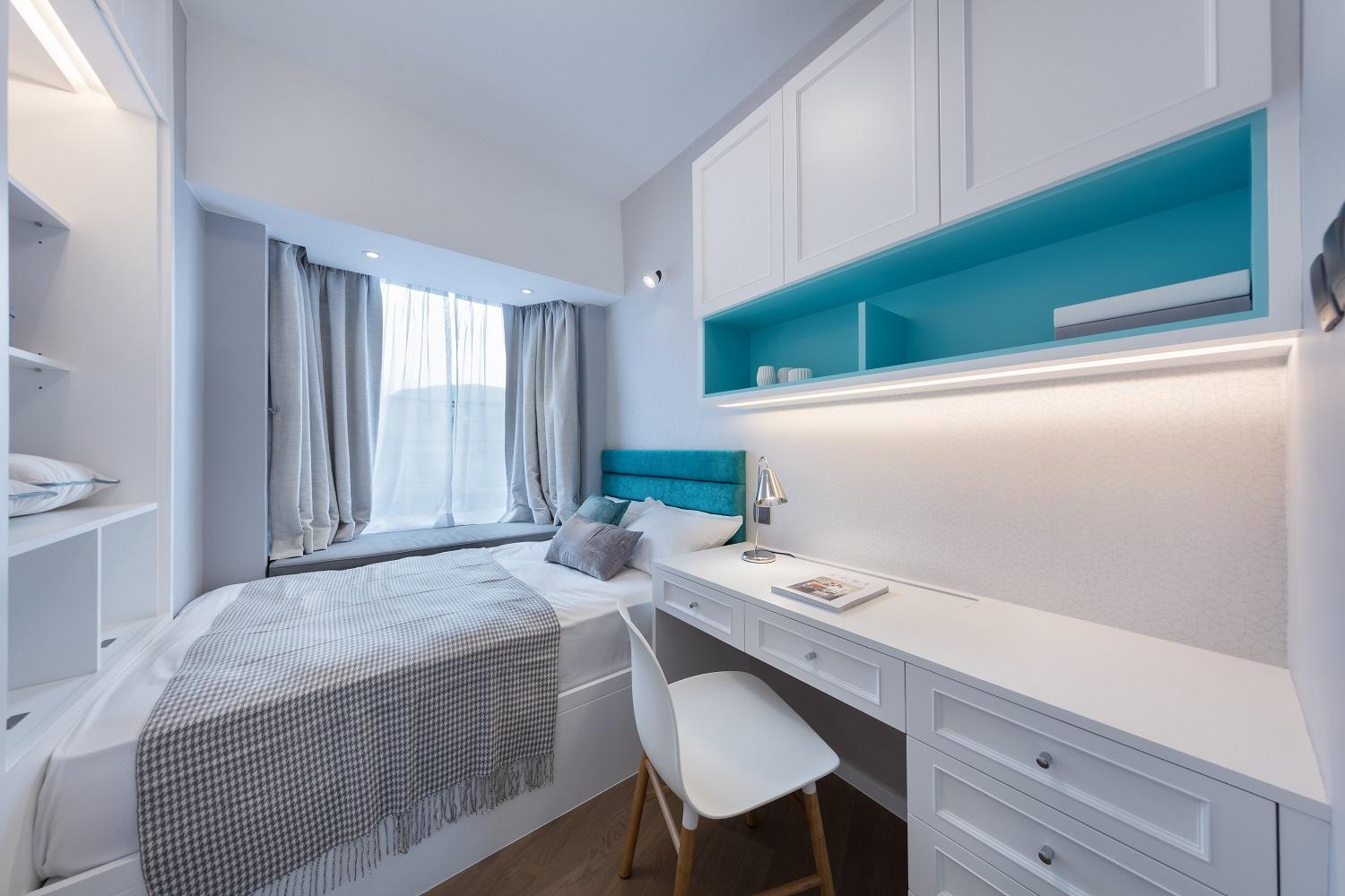 睡房設有不少訂製組合櫃,新淨實用。