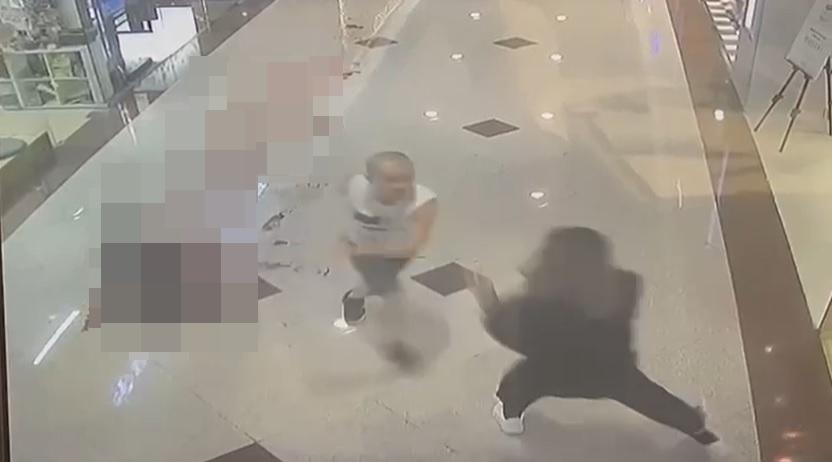 鑽石山荷里活廣場斬人案 2男女雙雙中刀重創昏迷