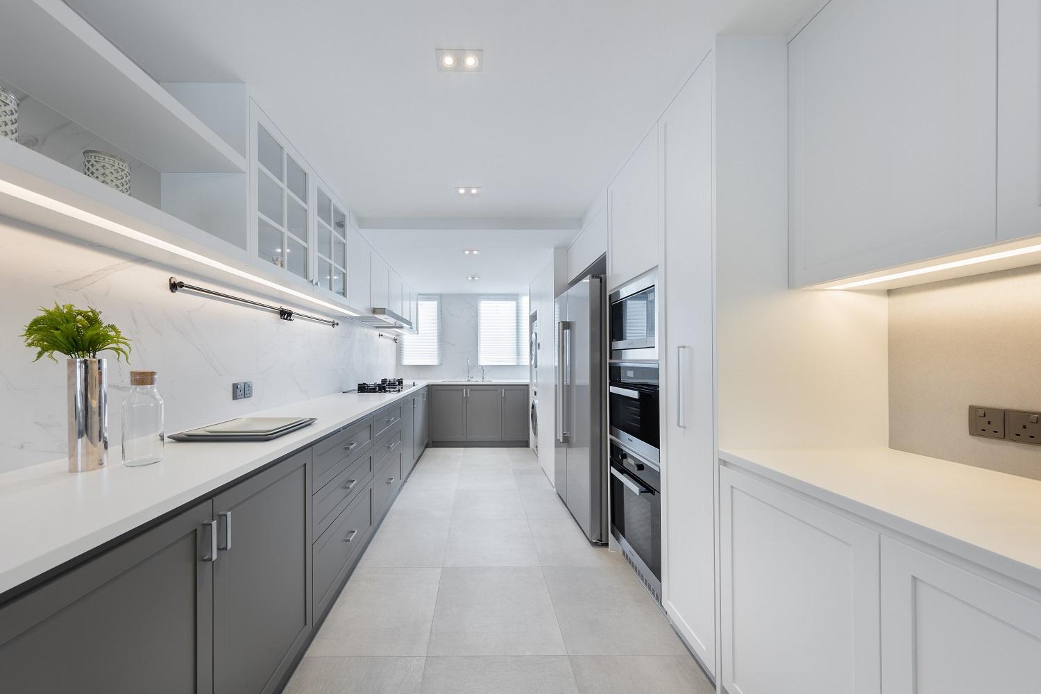 偌大的廚房新淨明亮,是愛下廚人士的夢想廚房。