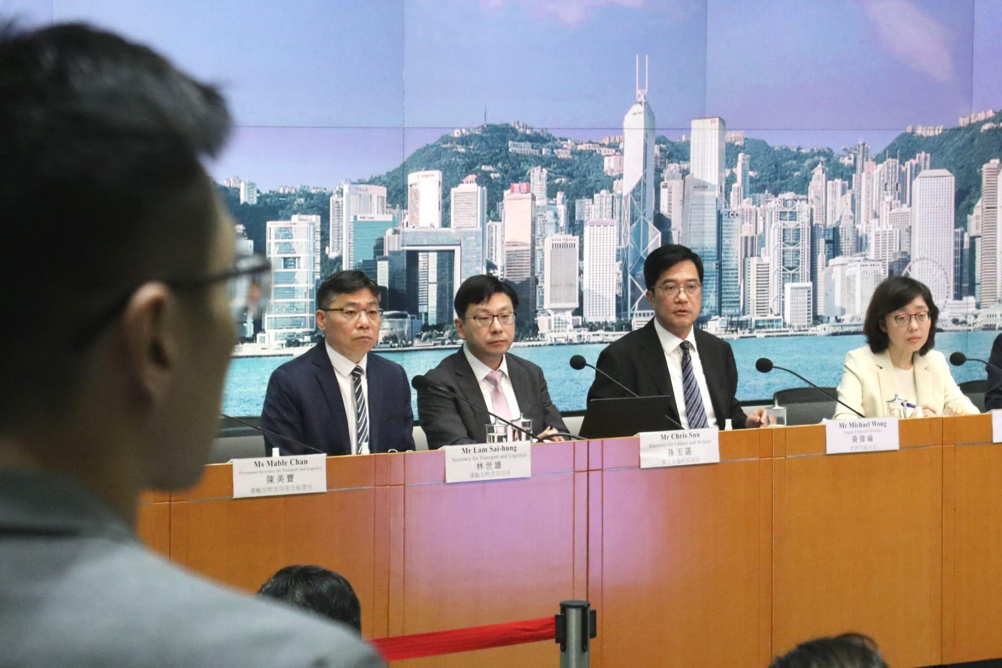 政府公布輸入外勞計劃。(林俊源攝)