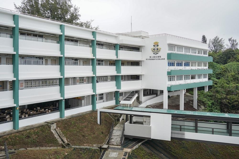 學校有充足的設施發展學生多方面興趣。