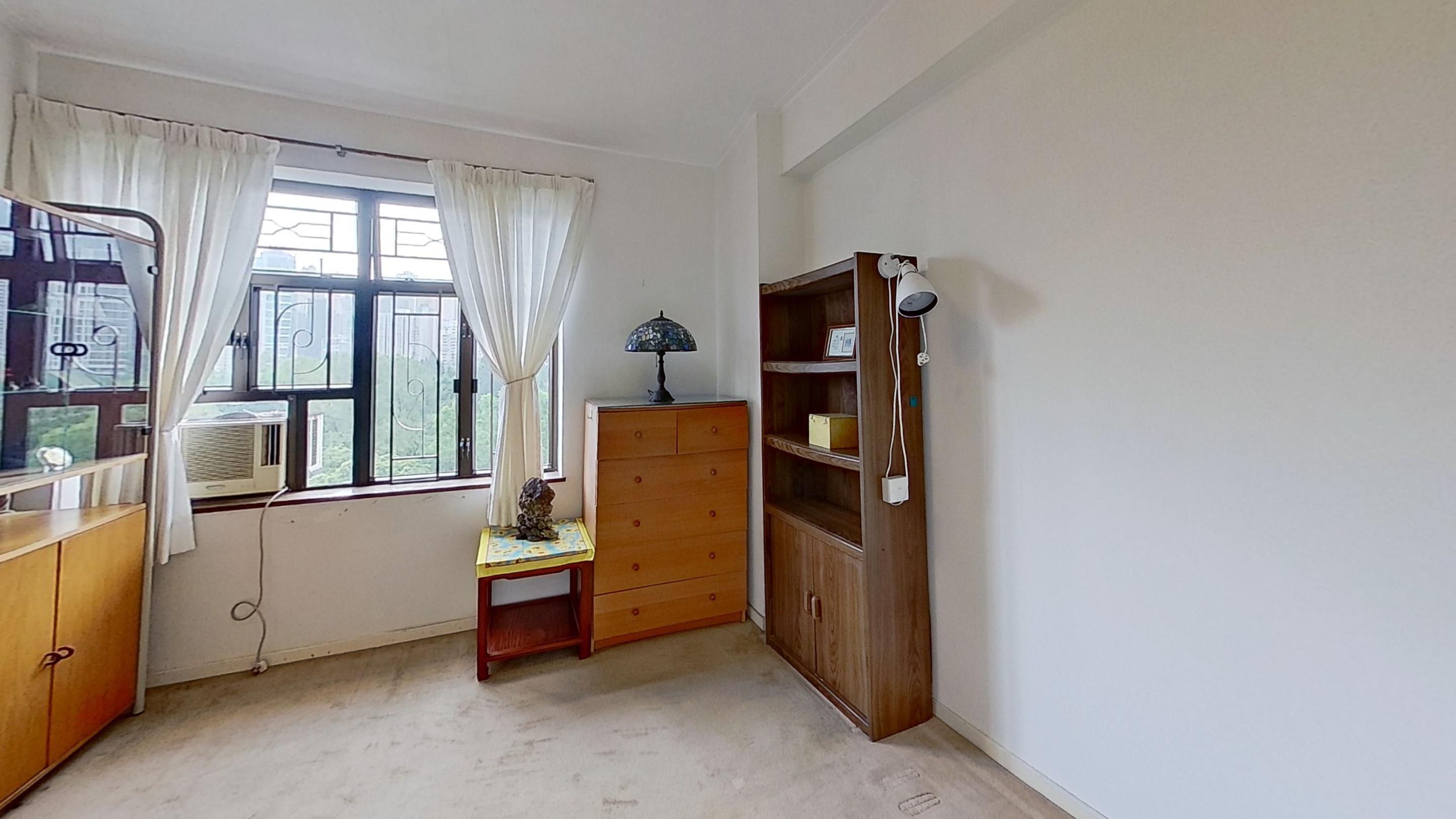 用作儲物房的房間,間隔亦方正闊落,非常實用。