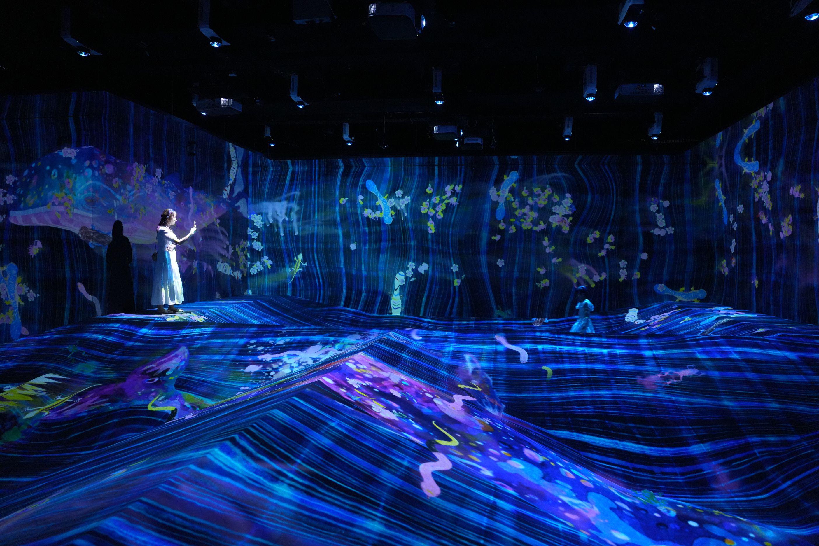 塗鴉自然 ── 鼓動的山脈與山谷,紅色名錄 (陳奕釗攝)