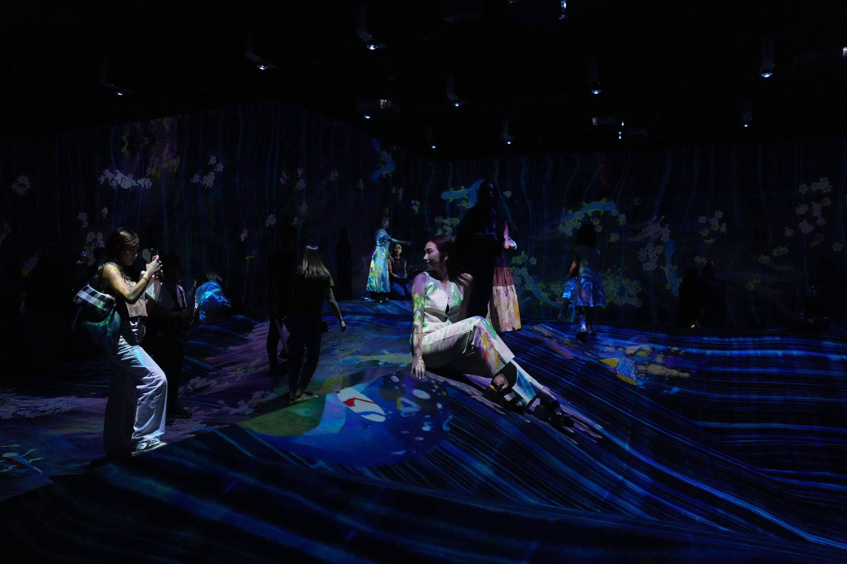 塗鴉自然 ── 鼓動的山脈與山谷,紅色名錄 (陳奕釗攝)