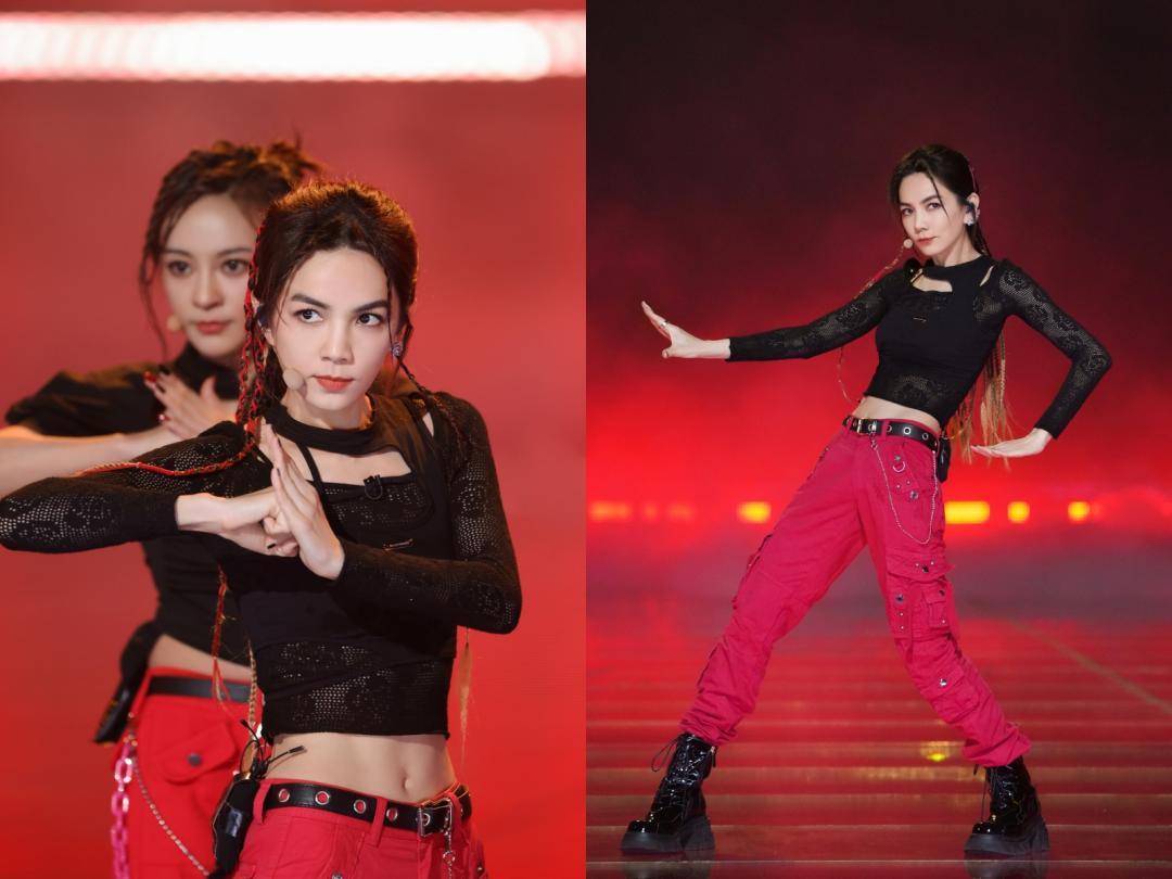 Ella的腹肌線條相當完美。