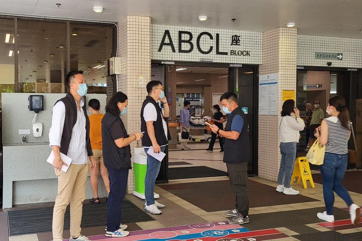 探員事後在伊利沙伯醫院調查。