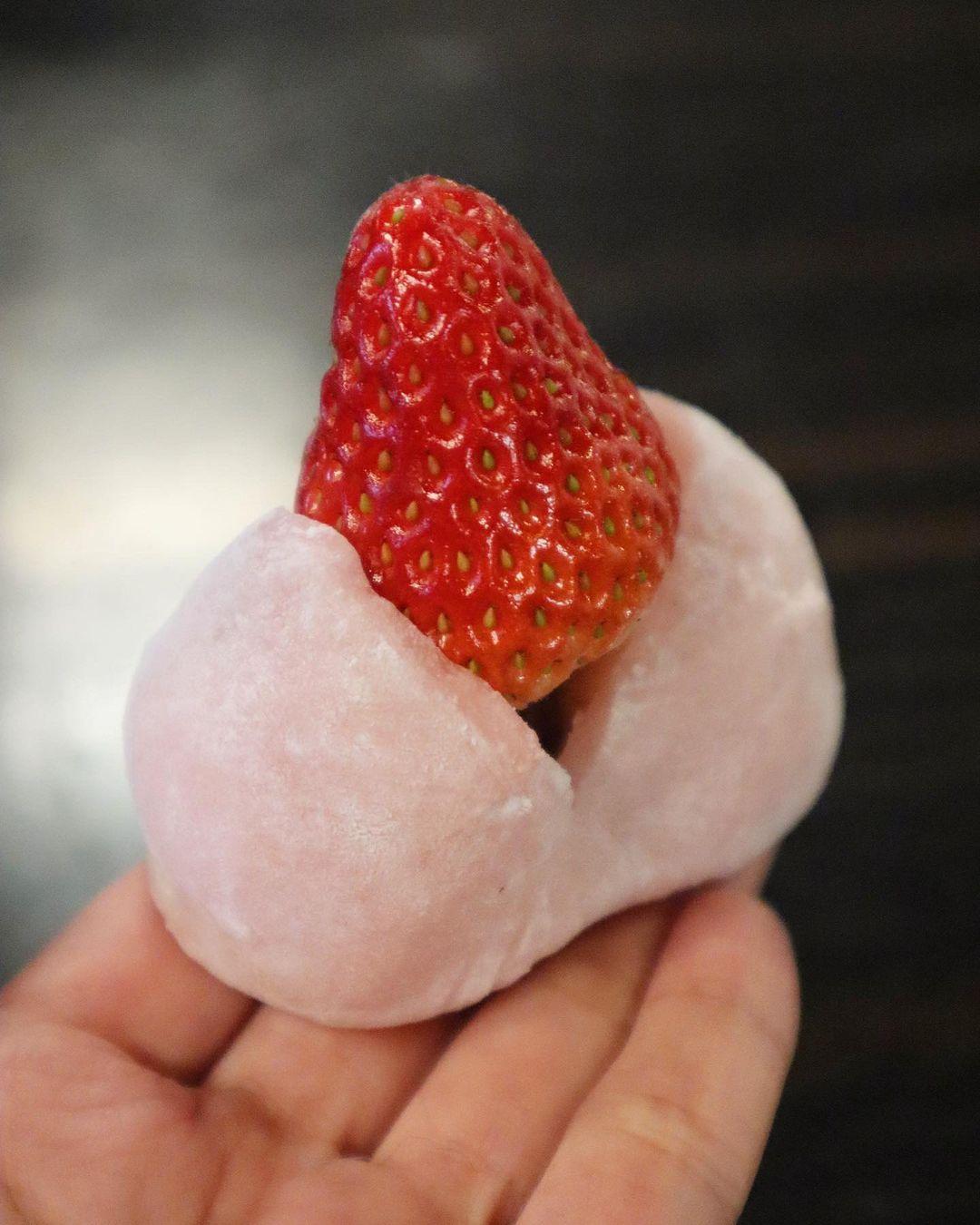 「築地そらつき」專賣草莓甜點(相片來源:instagram:hkfoodelicious)