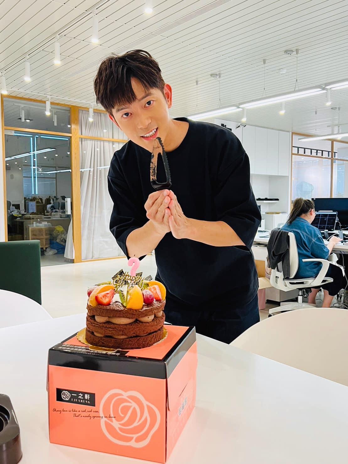 宥勝擁有陽光外型,形象健康。