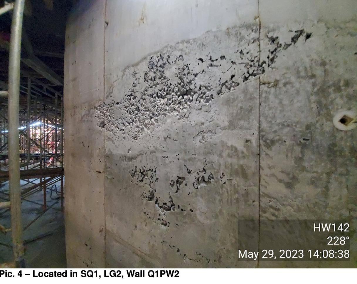 潘焯鴻揭港大校園擴建工程石屎現「蜂窩狀」。(潘焯鴻FB)