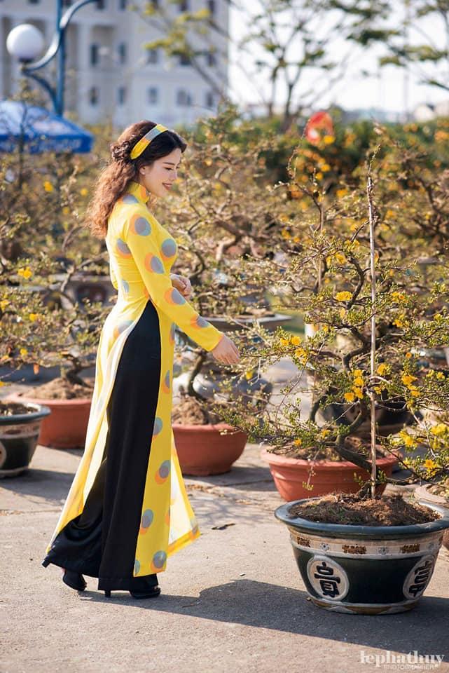 越南傳統奧黛服租借