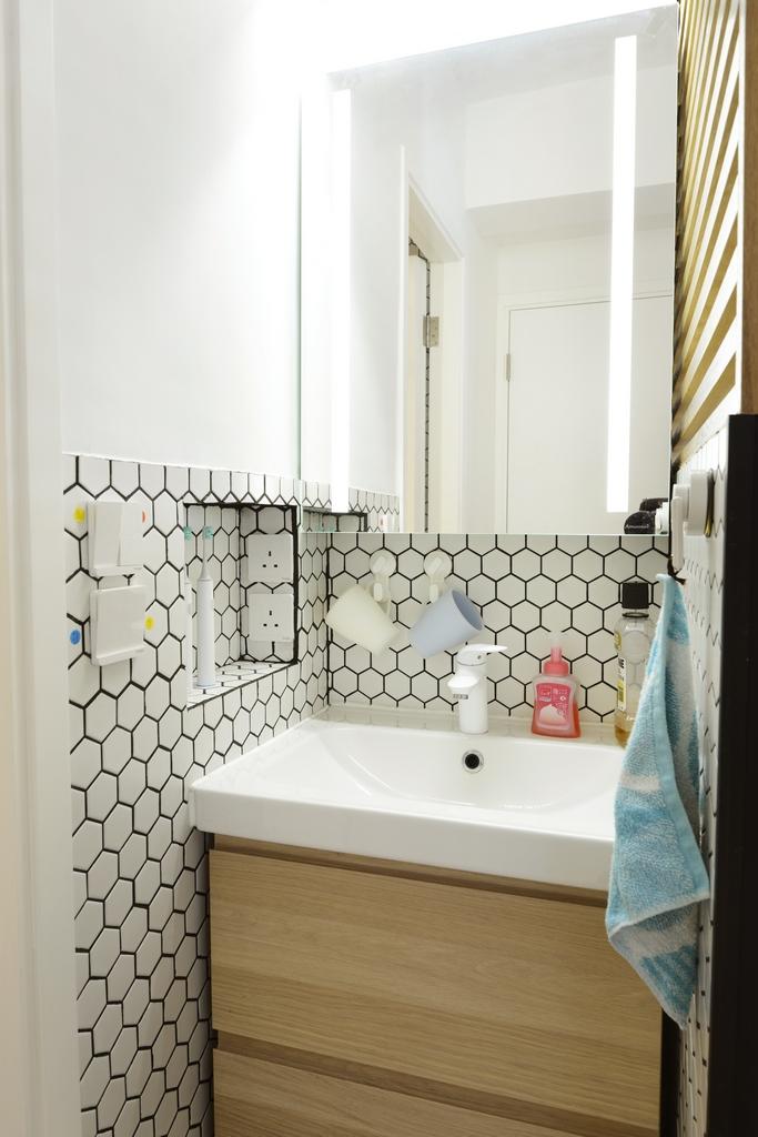 馬賽克磚身帶復古味