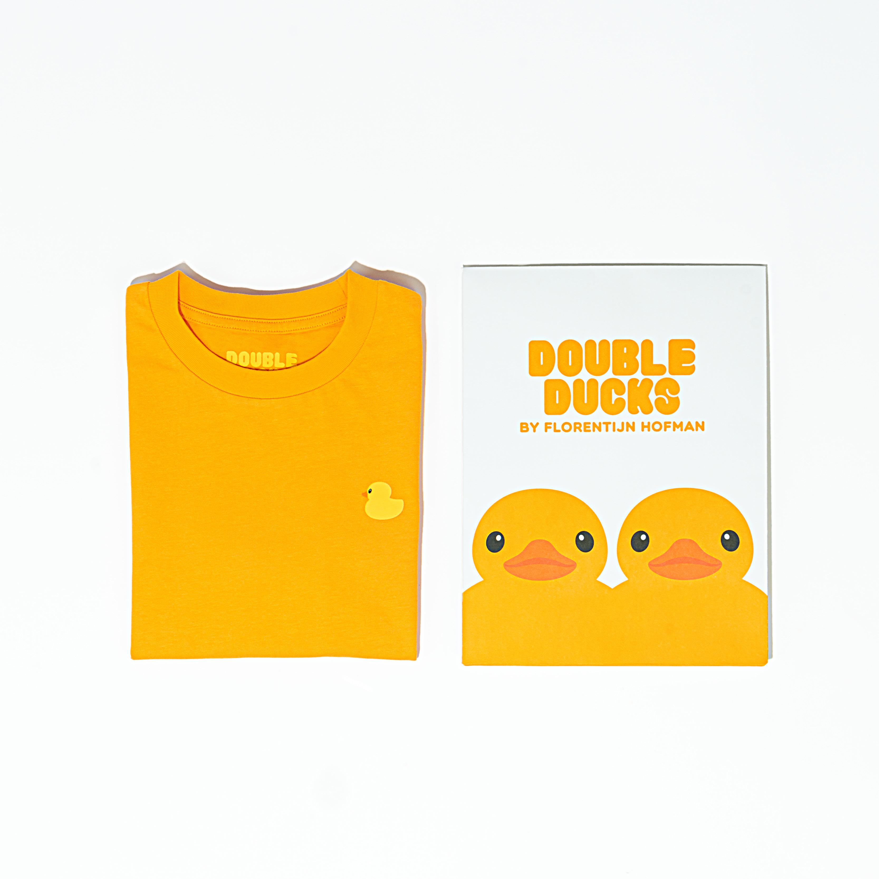 DOUBLE DUCKS 兒童限定款T恤(黃色) 尺碼:120 及 140 120:胸寬360毫米;身長490毫米 140:胸寬395毫米;身長560毫米 售價:HK$280