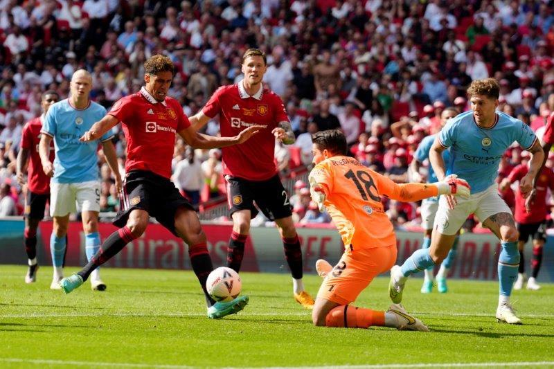 曼聯在尾段有數個入球機會