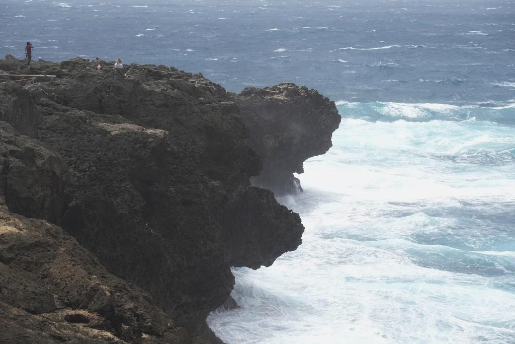 沖繩縣受瑪娃吹襲。(路透社)