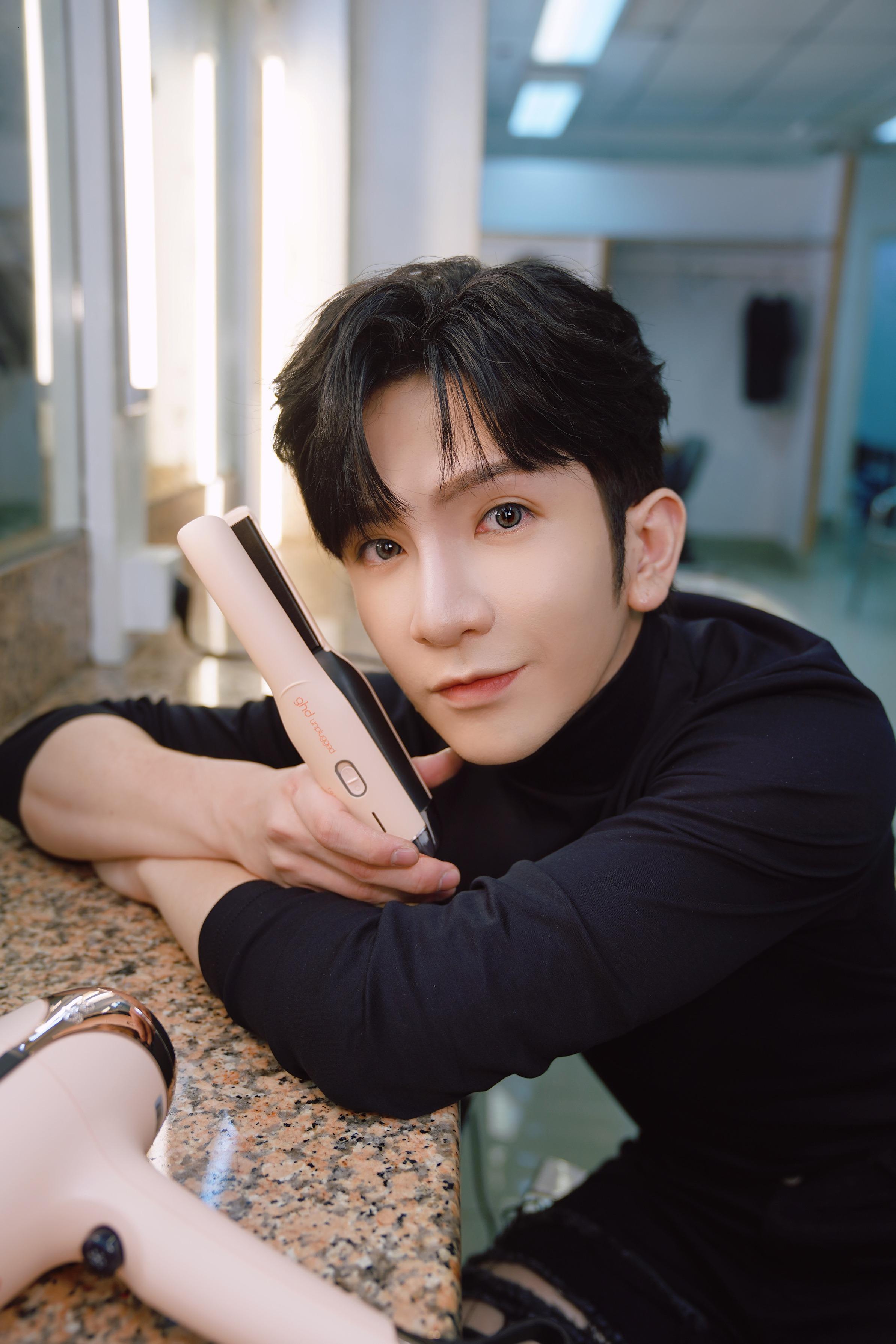 今次是ghd Unplugged無線智能造型夾首次推出限量色調。