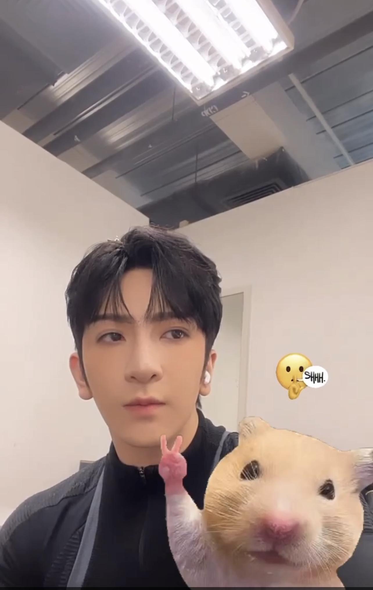 Anson Lo早前在IG Story哼唱「Nah Nah Nah」,有神徒估歌名是《NAH》