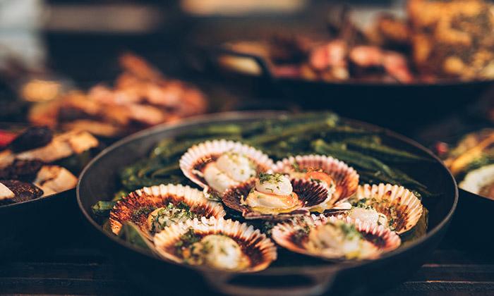 君悅酒店The Grill池邊自助燒烤自助晚餐買二送二