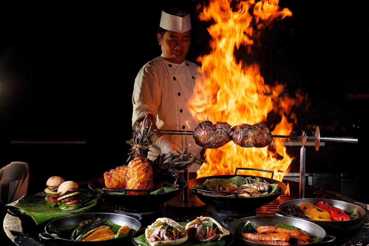 君悅酒店The Grill池邊自助燒烤自助晚餐買二送二