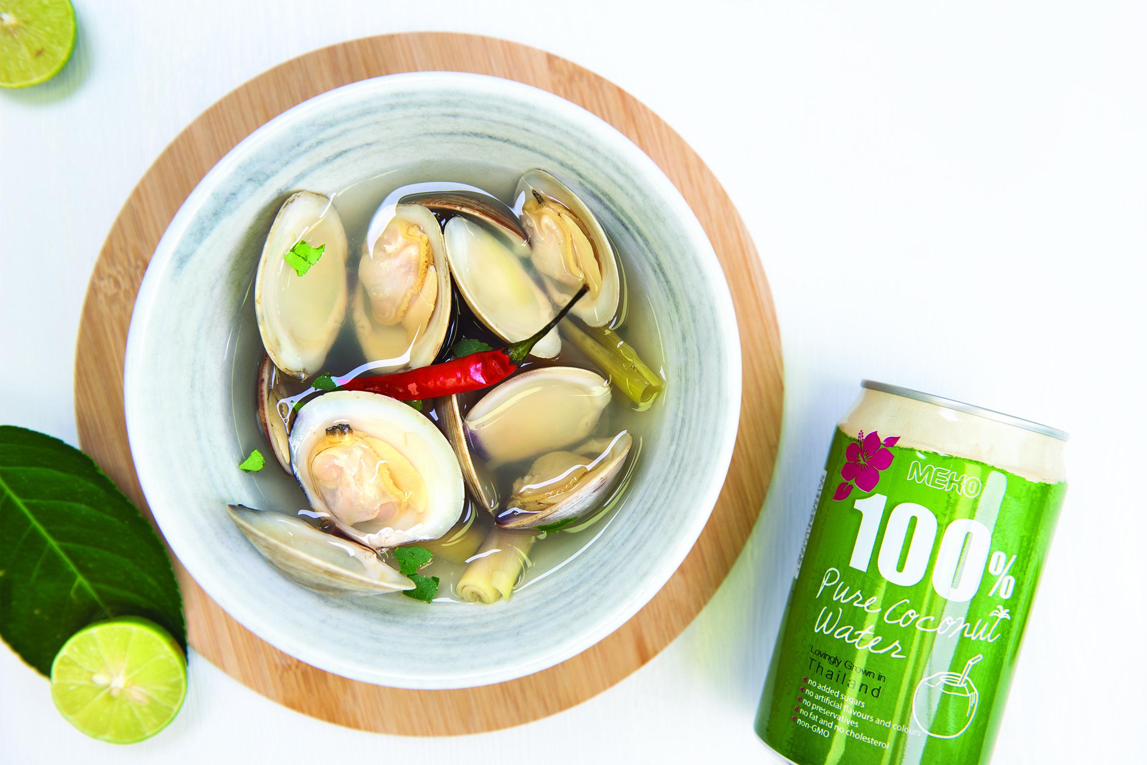 Meko椰青香茅煮大蜆