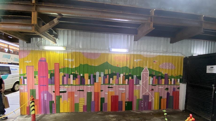 當中四幅壁畫將會於灣仔,包括由聯合國難民署贊助人、林健忠曉陽慈善基金會創辦人林健忠博士借出所位於皇后大道東及聖佛蘭士街的外牆、The Vine Church及藍屋展出。