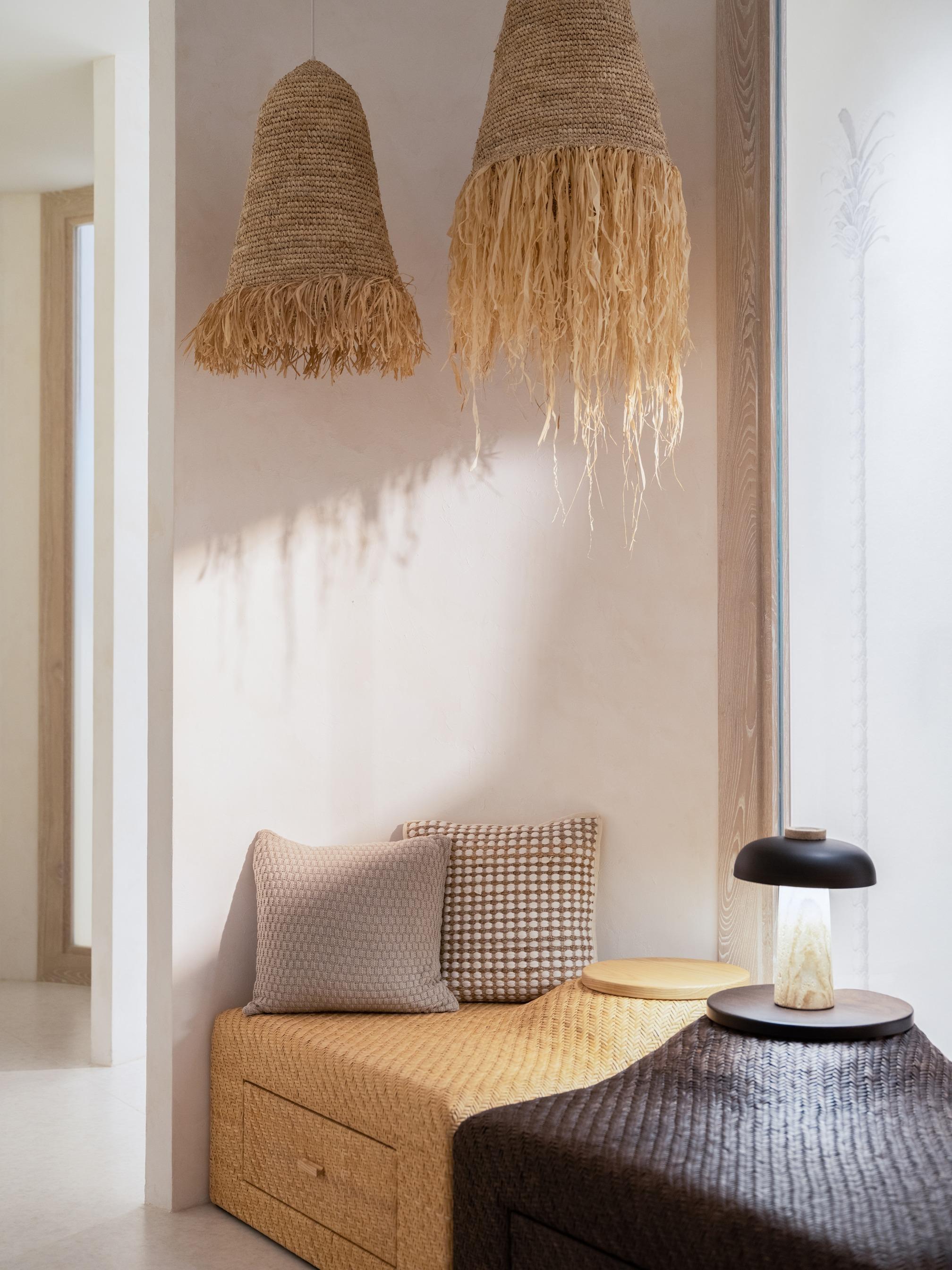 LashLab由睫毛嫁接技術、產品、美睫師到室內設計,都緊隨台灣店鋪。