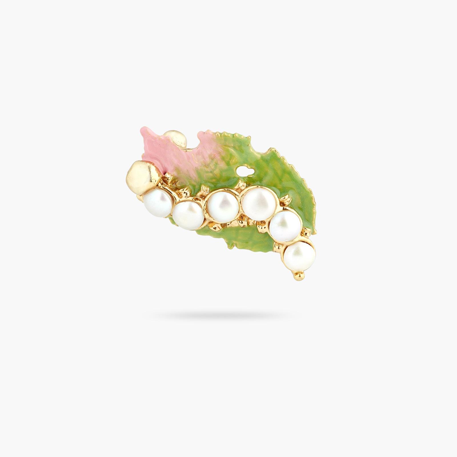 Queen of Flowers系列 CULTURED PEARL AND ROSEBUSH LEAF BROOCH $1,220