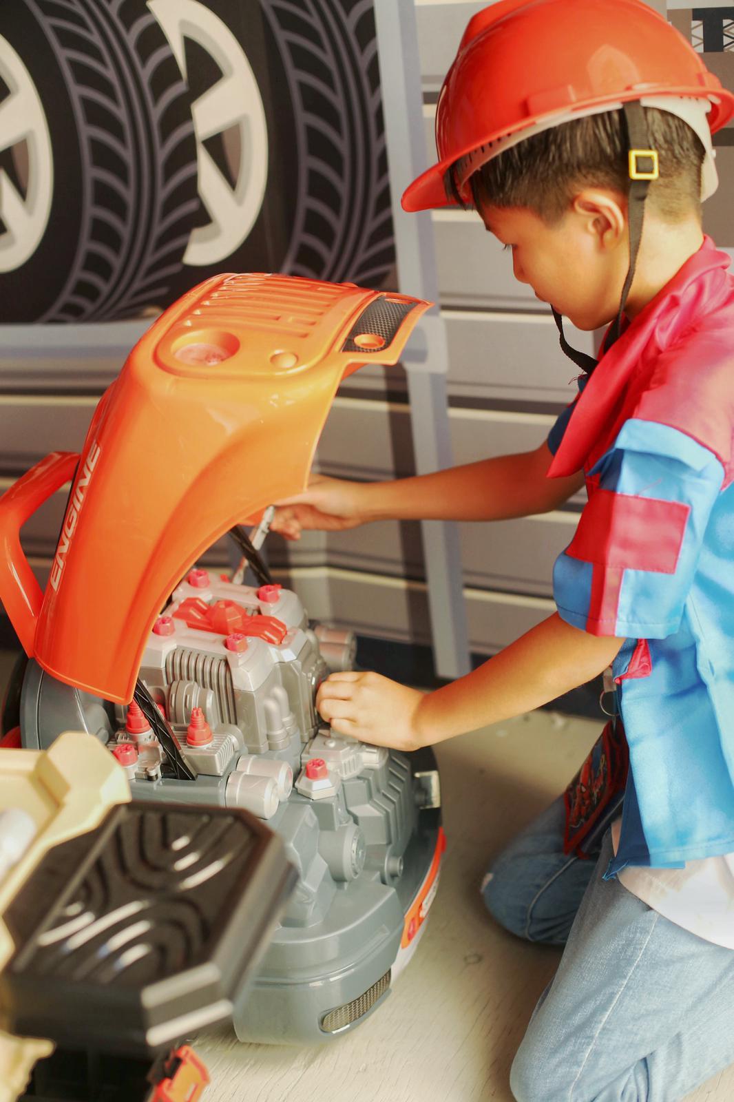 My Little 90's Job Adventure