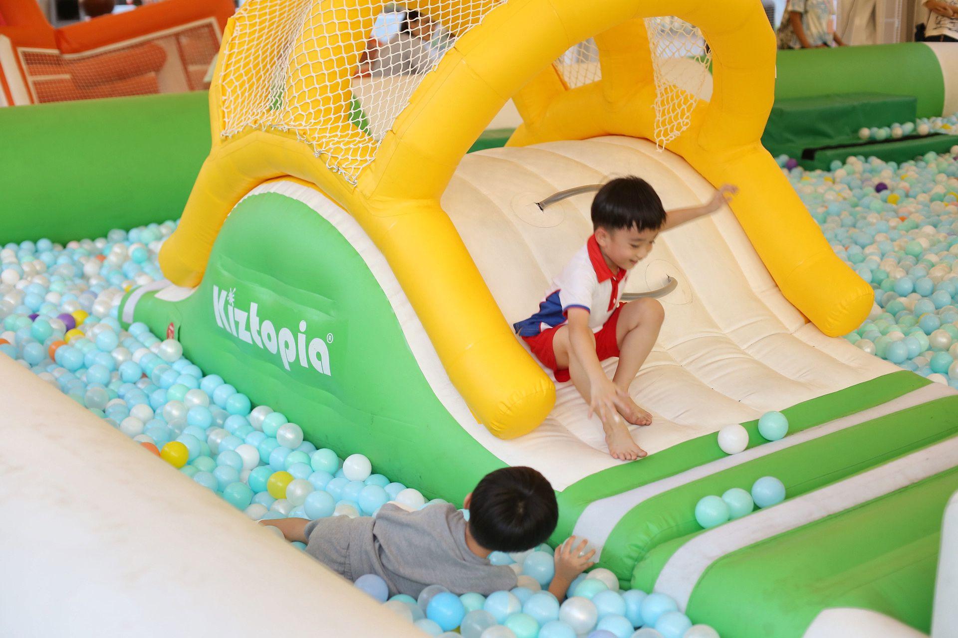 My Little 90's Job Adventure