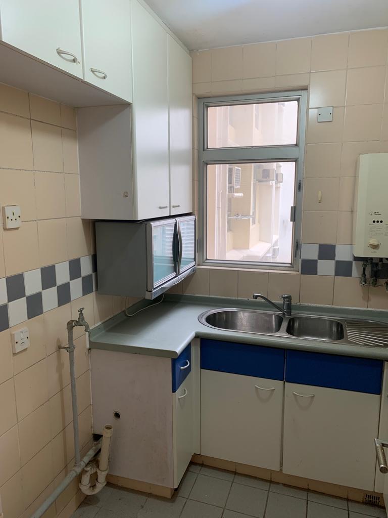 廚房面積闊落,十分實用。(代理提供)