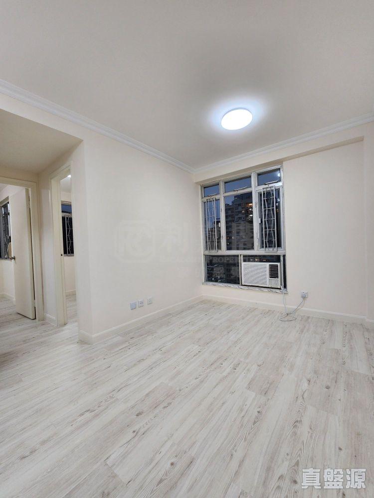 大廳空間寬敞,窗戶亦大。(代理提供)