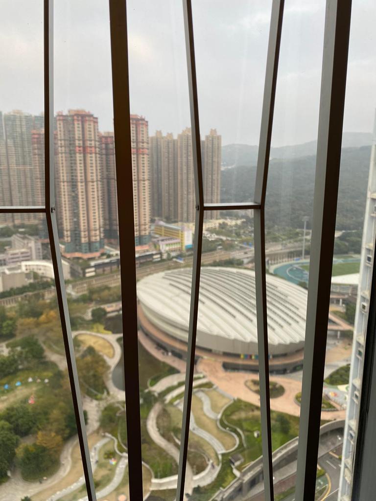 單位面向將軍澳單車館公園,四周視野翠綠遼闊。(代理提供)